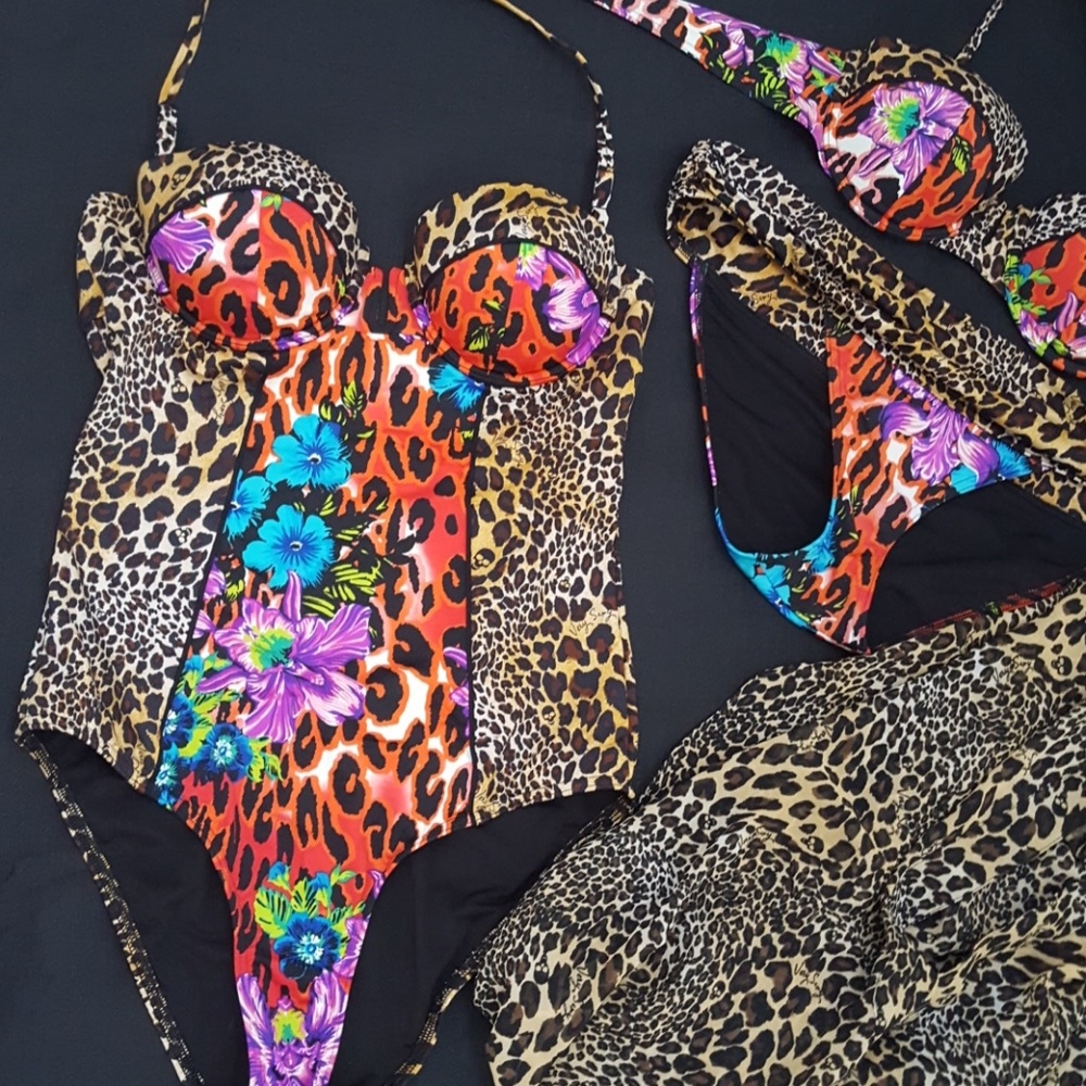 VS (5) PC 34B BOMBSHELL BIKINI TOP SET COVER - Picture 3 of 8